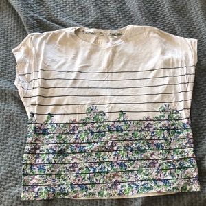 Uniqlo liberty of london t shirt size small